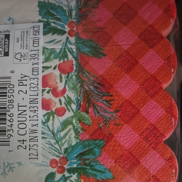 Pioneer Woman Tablecloth/Napkin set - Picture 6 of 6